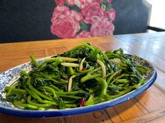 干椒酸笋炒红薯苗-眼镜味道(德才店)