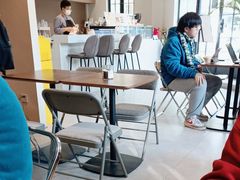 -Fridi Patisserie Cafe