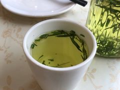 竹叶茶-老碗餐饮(前进路店)