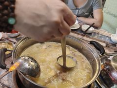-食德喜·阳山鸡王食研基地