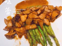 -一坐一忘云南菜(嘉里中心店)