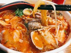-何记花甲(海岸城旗舰店)