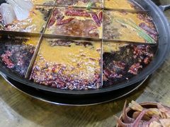 -正南齊北重庆老火锅(光华村直营店)