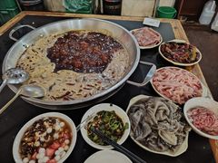 -储奇门鳝鱼火锅(总店)