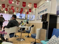 -上海大学附属上海和平眼科医院