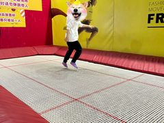 -嗨马乐动室内潮玩运动·团建·轰趴·桌游(南丰汇店)