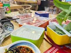-杨老板·海鲜集市火锅·鲜切牛肉(中防万宝店)