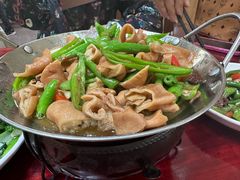 -芦茨金富饭庄·25年老字号·专做稻草鸡