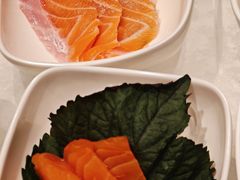 -钱小奴海鲜自助黑金店(杭州滨江龙湖店)