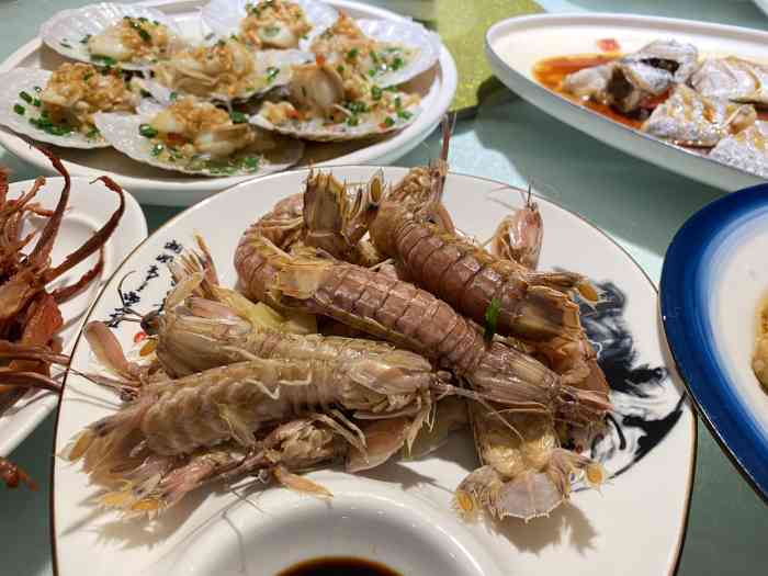 象山小海鲜(金高路店)-"象山小海鲜,还是小有名气,约上了几个朋友.