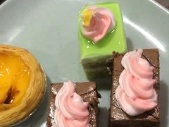 -金滏山烤肉·海鲜·火锅自助餐厅(襄阳万达店)