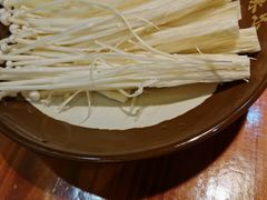 -锅来乐地锅鸡(安亭店)