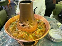 土司铜锅油焖鸡-浩海火燒雲傣家菜(静安芮欧店)