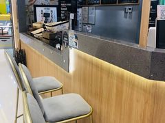 -HIHE Bistro·Oyster Bar(华熙live店)