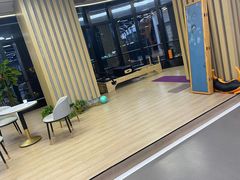 -跃动游泳健身俱乐部(新华传媒店)