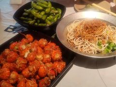 -巴厘龙虾·榜首油焖大虾(音乐学院·沿江酒馆店)