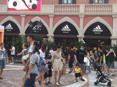 -佛罗伦萨小镇广佛名品奥特莱斯(疏港路店)