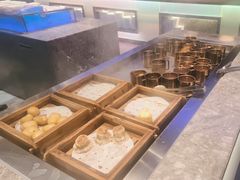 -曼格活海鲜·牛排自助(光明蓝鲸店)
