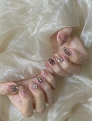 -妙睫屋日式美甲美睫