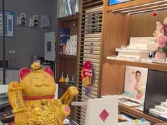 -一代眼镜·蔡司配镜(浦东大拇指广场店)