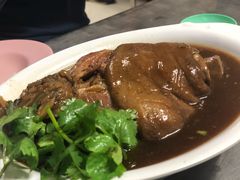 -Kha Mu Charoensang(Silom)