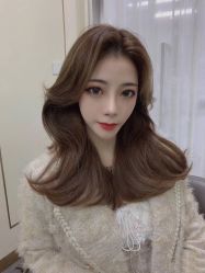 -Hello Lady发型设计