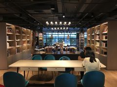 -光海书局(南京东路第一百货店)
