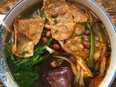 -陈记柳州螺蛳粉(大坪店)