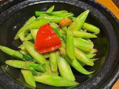 -肥仔文澳门猪骨煲(南京西路店)