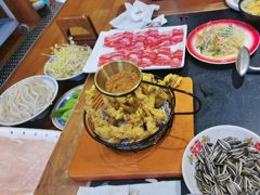 -沸炉重庆老火锅(军事博物馆店)