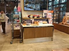 -巴黎贝甜(常德路店)