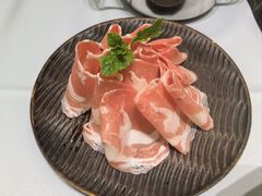 -红鼎豆捞·非遗鲍皇汤火锅(宝丰路店)