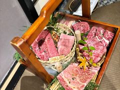 -山川小町·极番烧肉(新地假日广场店)