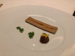 鸭肝坯塔配慢火蜜枣-AZUR聚(香格里拉饭店)