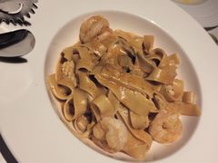 -Mogul Eatery·大亨餐酒馆