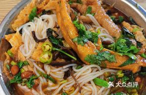 Classic Duck Foot Luosifen