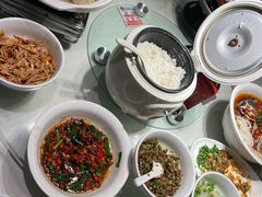 -味上湘菜馆(岳麓山店)