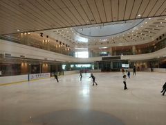 -陈露国际冰上中心(天津嘉里汇店)