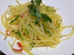 -关东小磨东北菜(上海长风大悦城店)