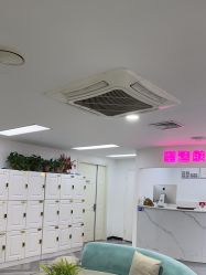 -米娜护肤造型