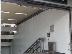 -常熟路(地铁站)