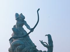 -巴陵广场