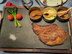 -弦月窗LUNETTE BY AMANDA(复兴路店)