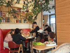 -樾餐厅泰式海鲜火锅(民歌湖店)