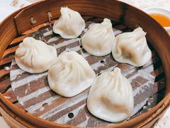 蟹粉小笼-老半斋(福州路店)