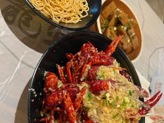 -巴厘龙虾·榜首油焖大虾(音乐学院·沿江酒馆店)