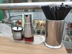 -小杨生煎(金山百联购物中心3楼店)