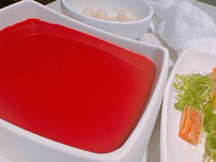 -海底捞火锅鲜切牛肉主题店(长寿路店)