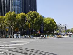 -上海跨国采购会展中心