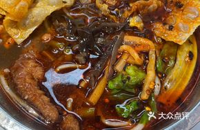 Chicken Claw Oil Fruit Luosifen